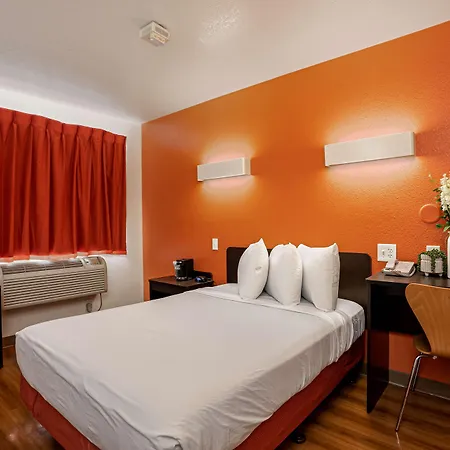 Motel 6-Temecula, Ca - Historic Old Town-3
