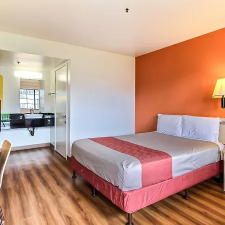 Motel 6-Salinas, Ca - North Monterey Area-3