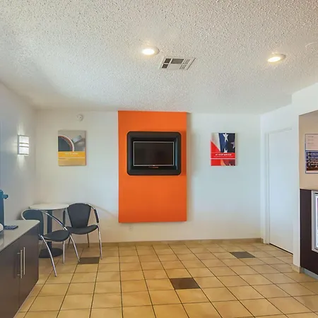 Motel 6-Lawton, Ok-2