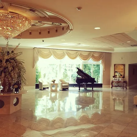 The Wilshire Grand Hotel-3