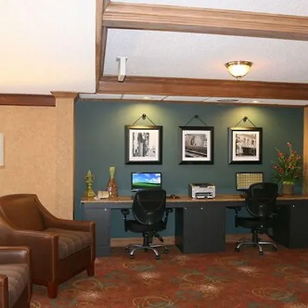 Auburn Place Hotel & Suites Cape Girardeau-3
