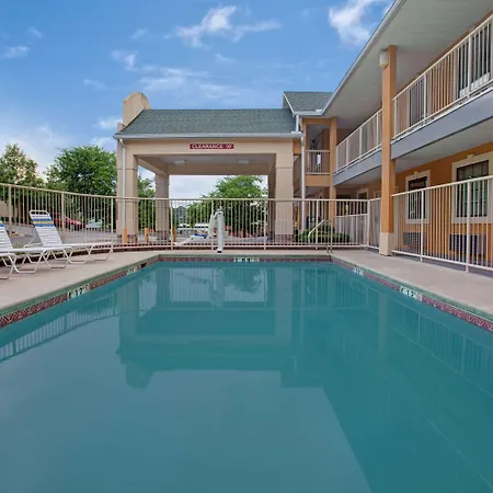 Days Inn By Wyndham Marietta White Water-2