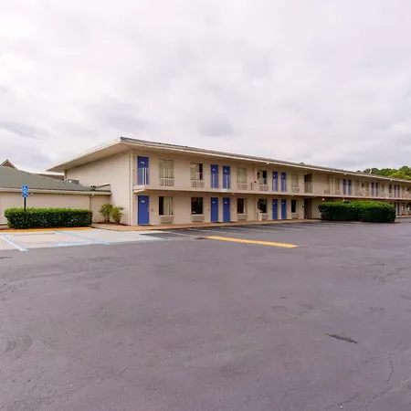 Travelodge By Wyndham Norfolk Airport-2