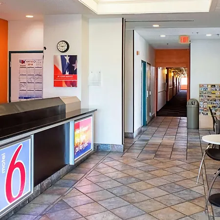 Motel 6-Seymour, In - North-2