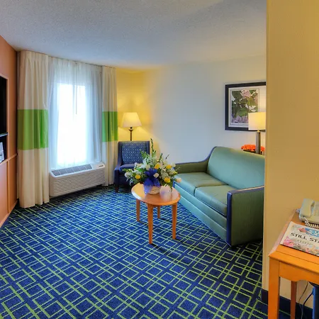 Fairfield Inn & Suites Laredo-2