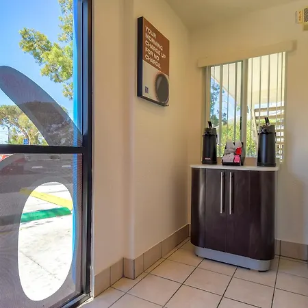 Motel 6-San Diego, Ca - North-3