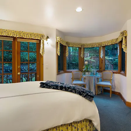 The Babbling Brook Inn-3