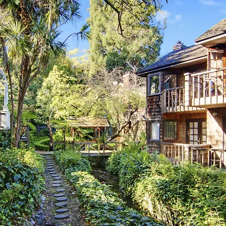 The Babbling Brook Inn-2