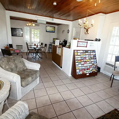 Island Breeze Inn - Venice-3