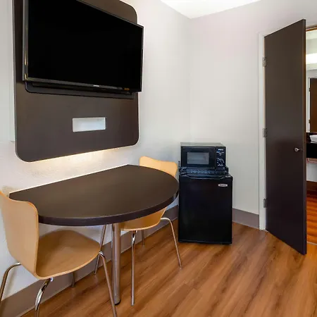 Motel 6-Santa Barbara, Ca - State Street-2