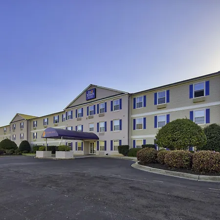 Intown Suites Extended Stay Anderson Sc - Clemson University-3