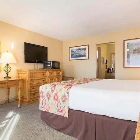 Sandpiper Lodge - Santa Barbara-2