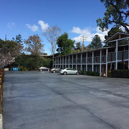 Oak Motel-3