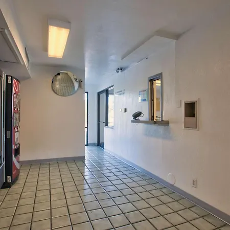 Motel 6-Valdosta, Ga - University-2