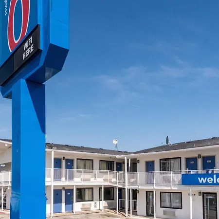 Motel 6 Fort Worth, Tx - North-3