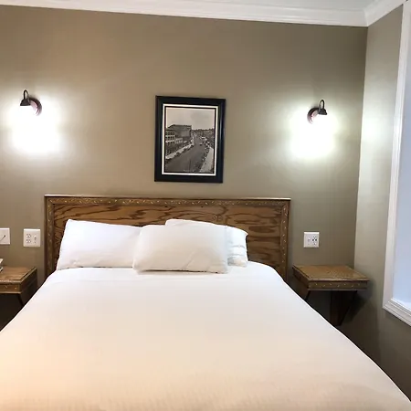 District Hotel-3