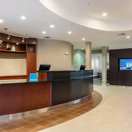 Courtyard By Marriott Roseville Galleria Mall/Creekside Ridge Drive-2