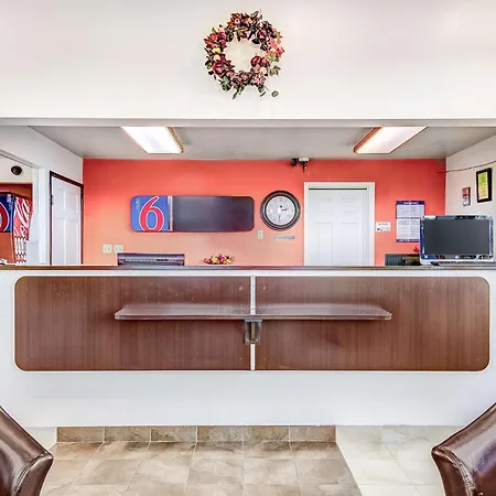 Motel 6-Colby, Ks-2
