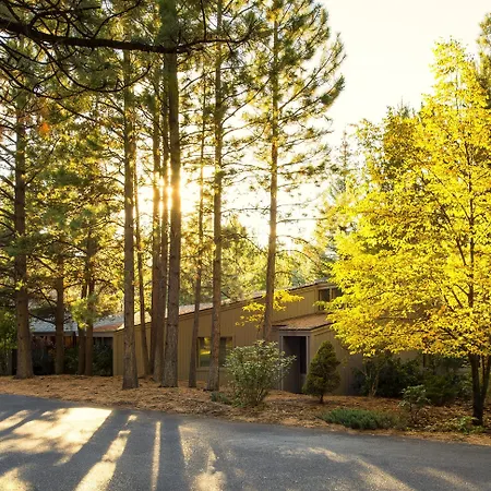 Mount Bachelor Village Resort-3