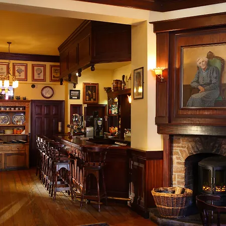 Dingle Benners Hotel-3