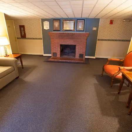 Coachman Inn-3