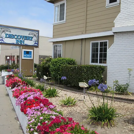 Discovery Inn Monterey Bay-3