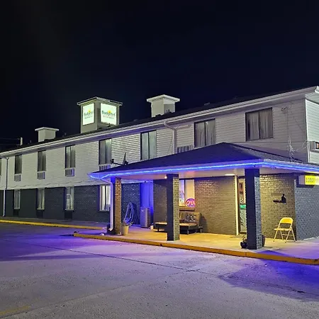 Budgetel Inn & Suites-3