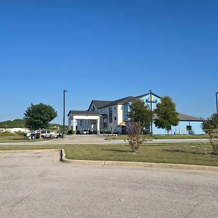 Days Inn By Wyndham Copperas Cove-3
