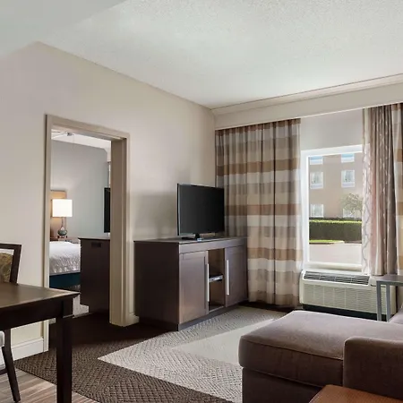 Hampton Inn & Suites Montgomery-Eastchase-3