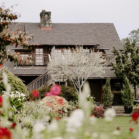 Maccallum House Inn-2