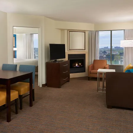 Residence Inn By Marriott Toronto Airport-3