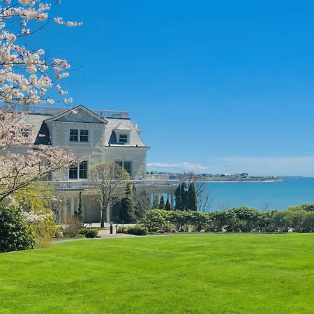 The Chanler At Cliff Walk-2