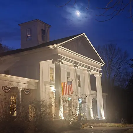 House Of 1833 Bed And Breakfast-3