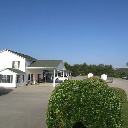 Douglas Inn & Suites, Blue Ridge, Ga-2