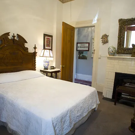 New Orleans Guest House-3