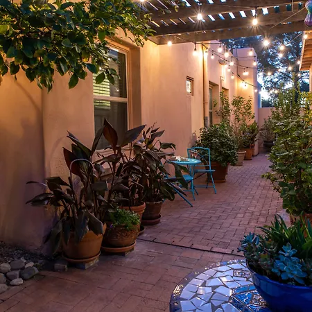 Adobe Rose Inn-3