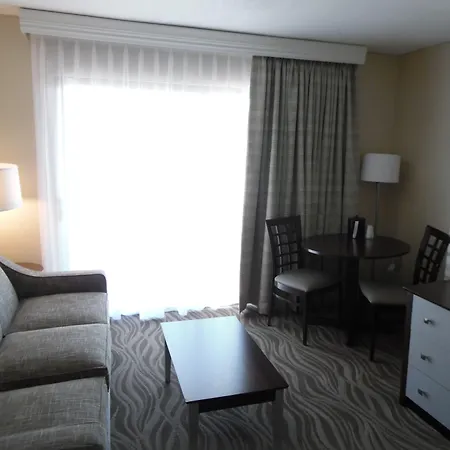 The Breakers Hotel & Suites-3