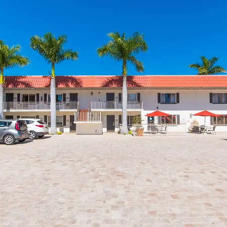 Hibiscus Suites - Sarasota-3
