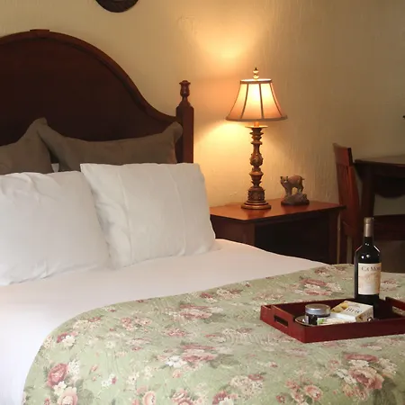 Hillwinds Inn - Blowing Rock-3