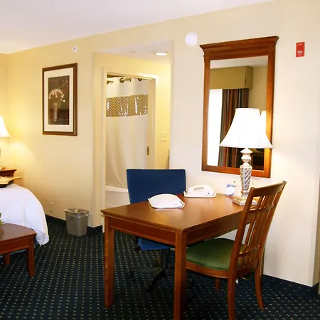 Hampton Inn And Suites Fredericksburg South-3
