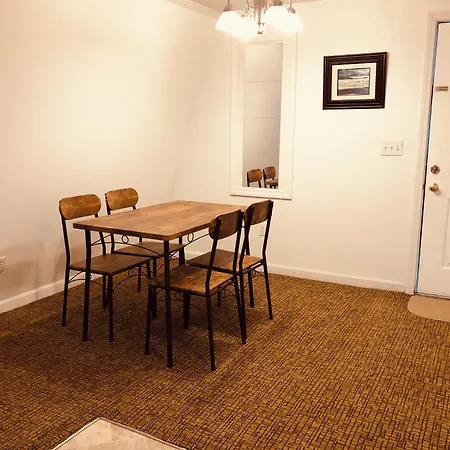 Atlantic Breeze Inn-3