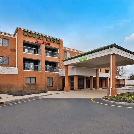 Courtyard By Marriott West Orange-3