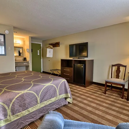 Super 8 By Wyndham Bangor-2