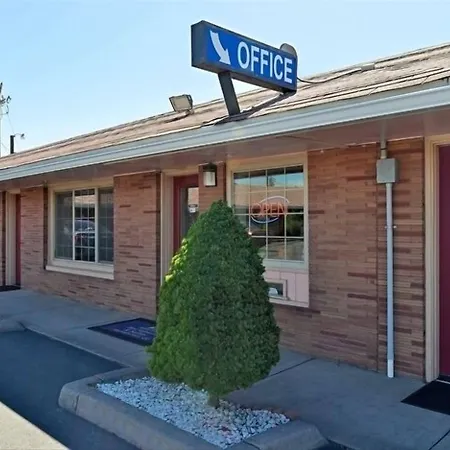 Americas Best Value Inn & Suites Klamath Falls-3