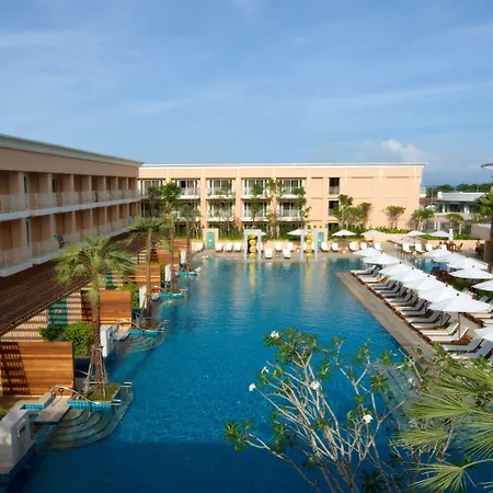 M Social Hotel Phuket-3