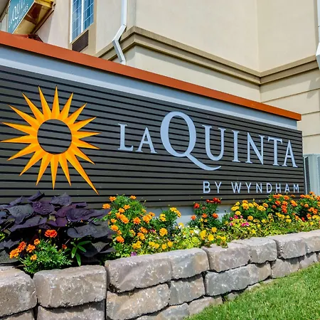 La Quinta By Wyndham Bentonville-3