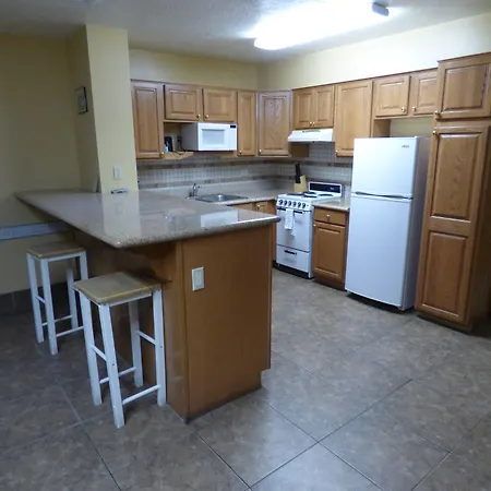 Coronada Inn & Suites-2