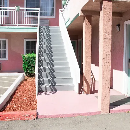 Discovery Inn-2