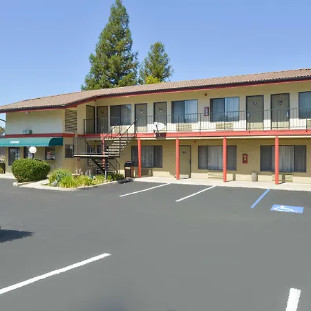 Atascadero Inn-2
