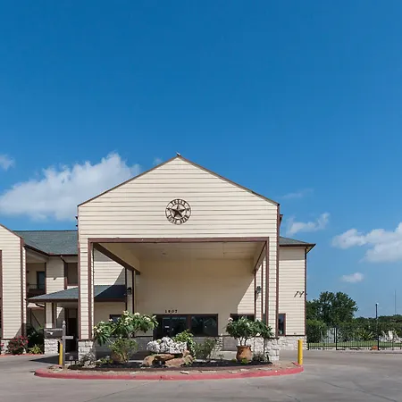 Quality Inn & Suites Victoria South-3